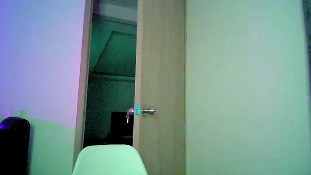 Kiri Cutee online show from 09/17/25, 04:14