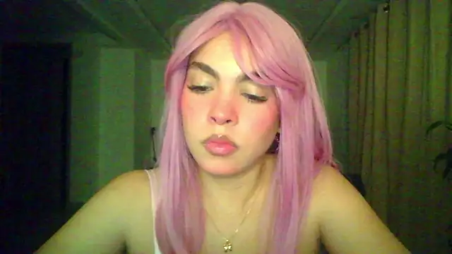 Kiri Cutee online show from 11/25/25, 04:23