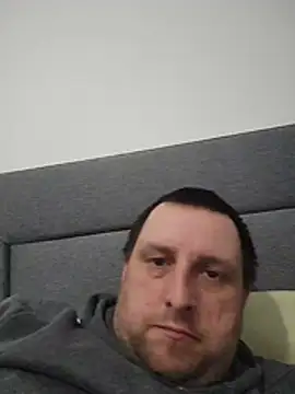 Snapshot of HE-M123 chatting on 06/06/26, 10:36 HE-M123 online show from 06/06/26, 10:36