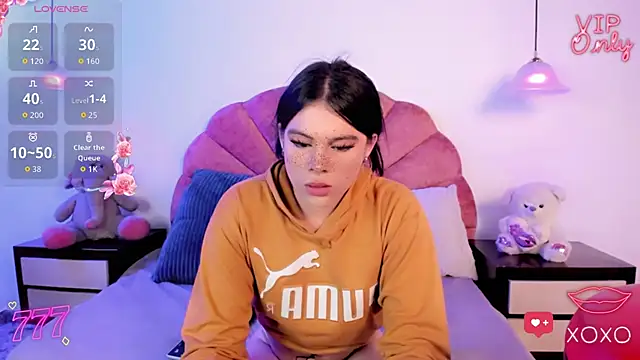 Snapshot of Alliemilky chatting on 02/13/26, 07:43 Alliemilky online show from 02/13/26, 07:43