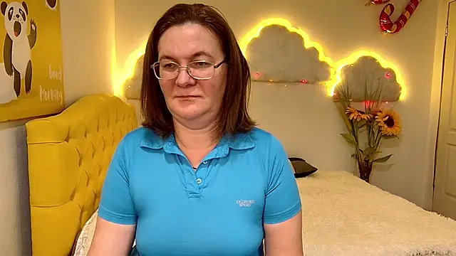 HolyMilfa online show from 02/02/25, 02:02