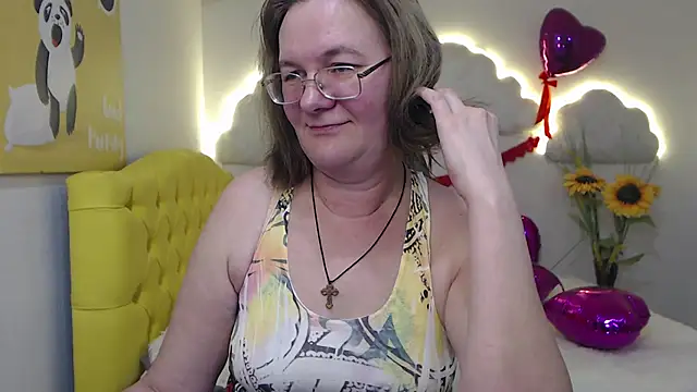 HolyMilfa online show from 02/14/25, 04:41