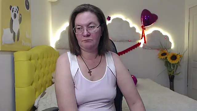 HolyMilfa online show from 03/22/25, 11:00