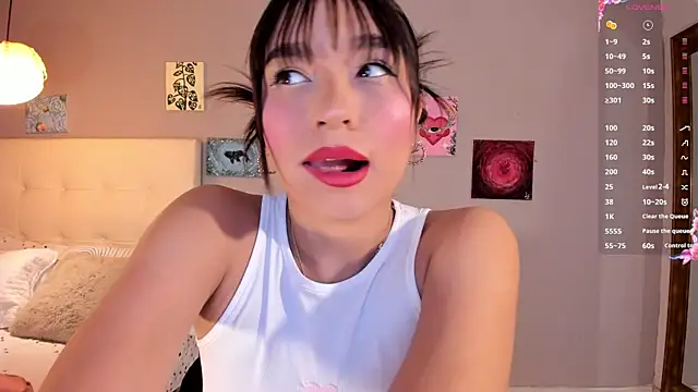 Maia W10 online show from 06/01/26, 12:18