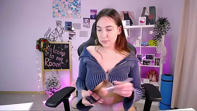 MelissaLovvv online show from 02/01/25, 03:41