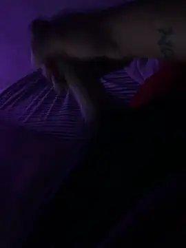 kioluy online show from 04/22/26, 04:59