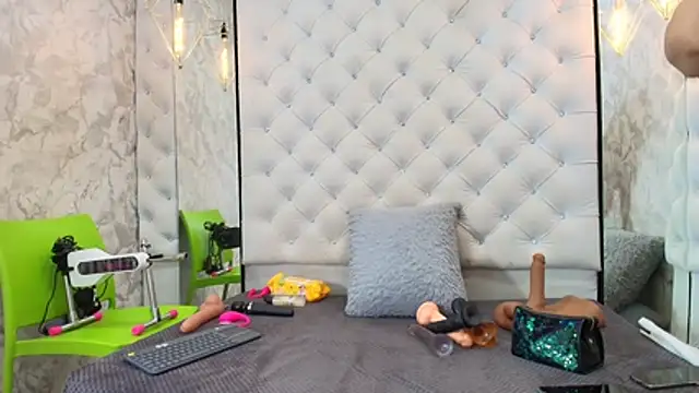 VALENTINA3x online show from 03/23/26, 04:05