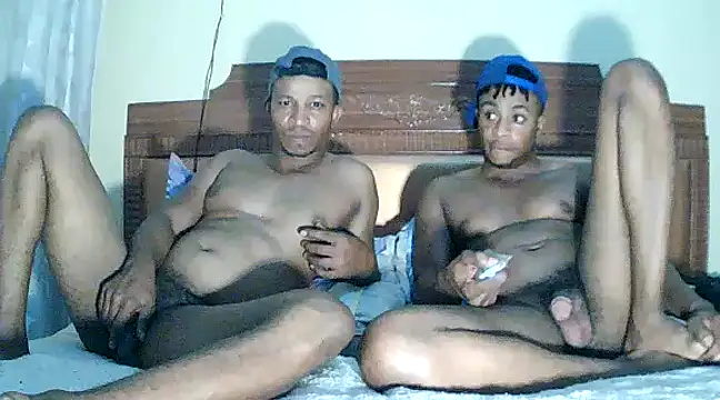 Snapshot of quincyray chatting on 12/10/24, 06:06 quincyray online show from 12/10/24, 06:06