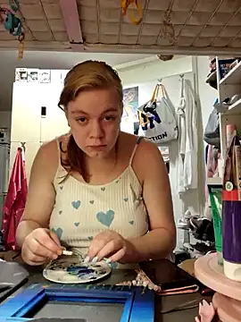 rose bunny online show from 12/04/24, 01:31