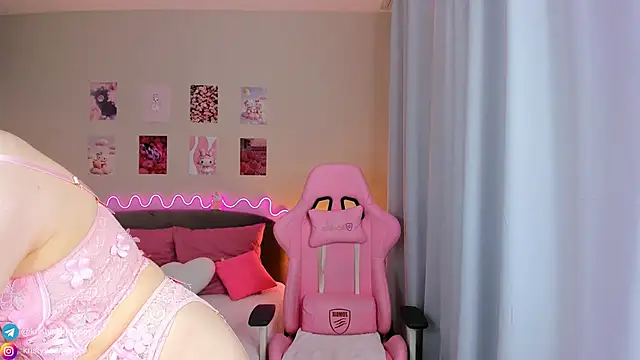 Kate Clover online show from 03/12/25, 04:19