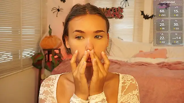 lexicoyy  online show from 11/02/25, 04:37