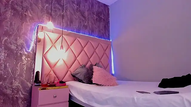 megan 100 online show from 01/17/25, 06:44