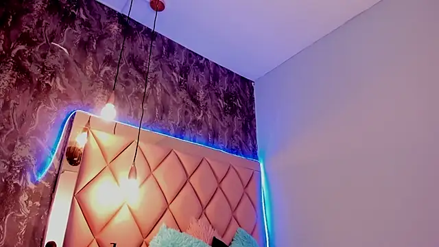 megan 100 online show from 02/21/25, 06:59