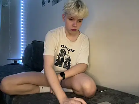 Snapshot of metratok chatting on 02/02/25, 06:53 metratok online show from 02/02/25, 06:53