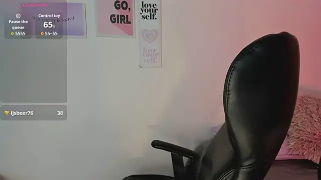 LanaJones  online show from 02/20/26, 12:49