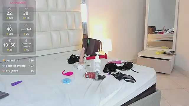 Alhana pulido online show from 12/24/24, 03:27