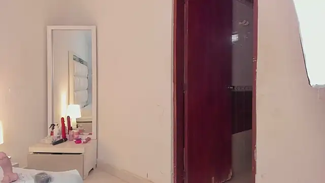 Alhana pulido online show from 01/29/25, 08:35