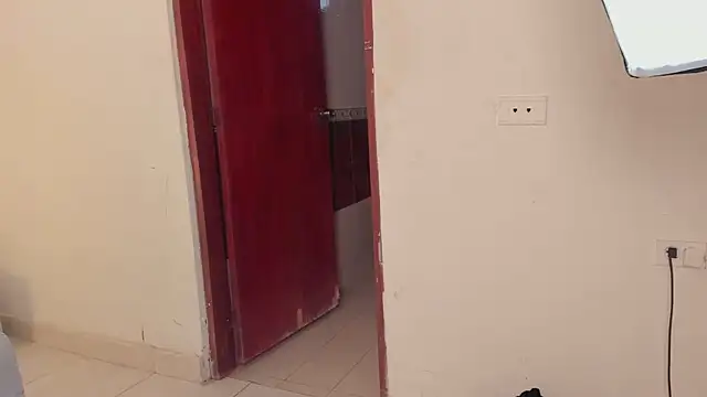 Alhana pulido online show from 02/19/25, 09:25