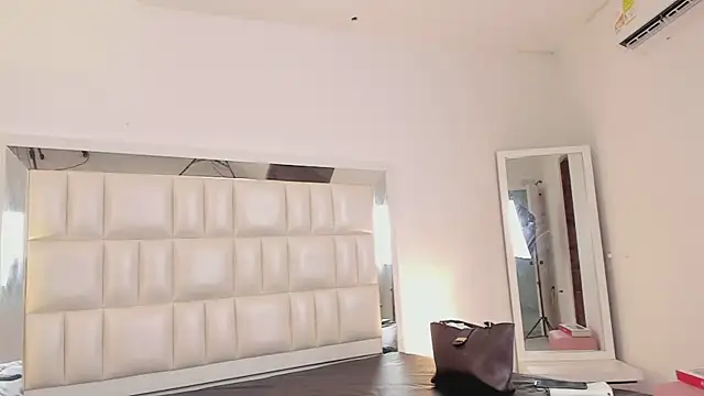 Alhana pulido online show from 03/18/25, 05:53