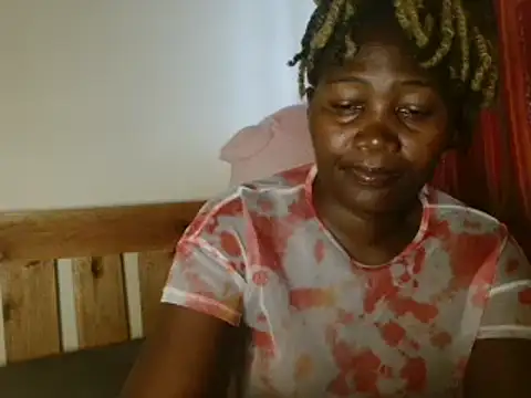 Sexxy prity25 online show from 02/13/25, 06:52