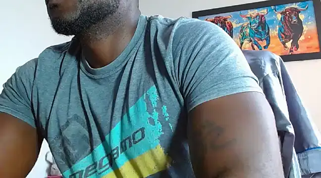 Snapshot of mikekingcum chatting on 03/15/25, 05:15 mikekingcum online show from 03/15/25, 05:15