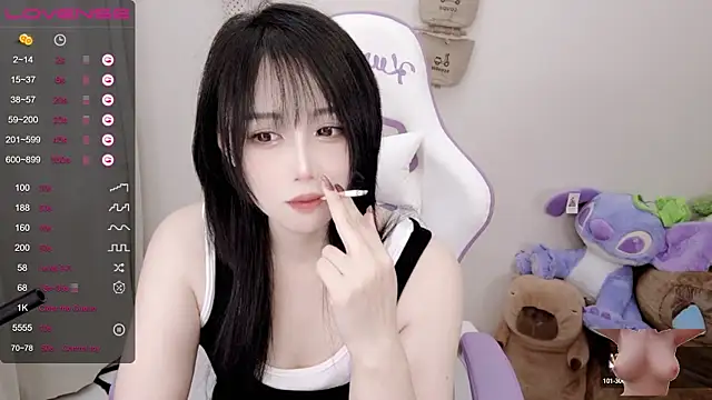 Snapshot of Vaness-a chatting on 01/27/25, 11:11 Vaness-a online show from 01/27/25, 11:11