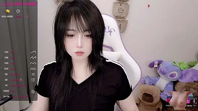 Snapshot of Vaness-a chatting on 01/31/25, 03:55 Vaness-a online show from 01/31/25, 03:55