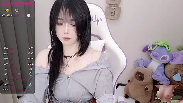 Snapshot of Vaness-a chatting on 03/02/25, 09:11 Vaness-a online show from 03/02/25, 09:11