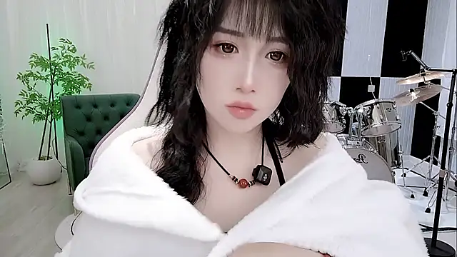 Snapshot of Vaness-a chatting on 09/21/25, 02:46 Vaness-a online show from 09/21/25, 02:46