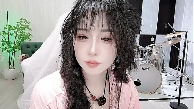 Snapshot of Vaness-a chatting on 09/28/25, 03:39 Vaness-a online show from 09/28/25, 03:39