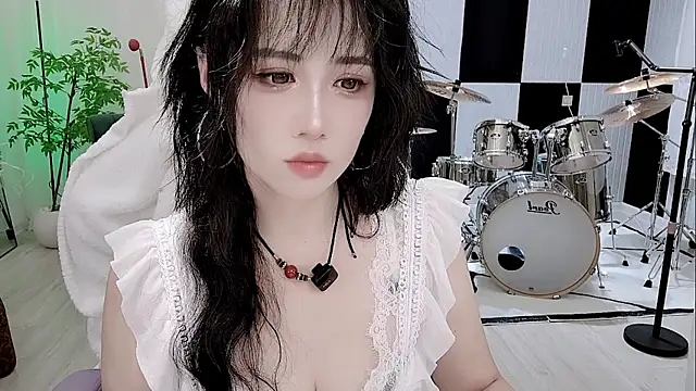 Snapshot of Vaness-a chatting on 10/03/25, 04:26 Vaness-a online show from 10/03/25, 04:26