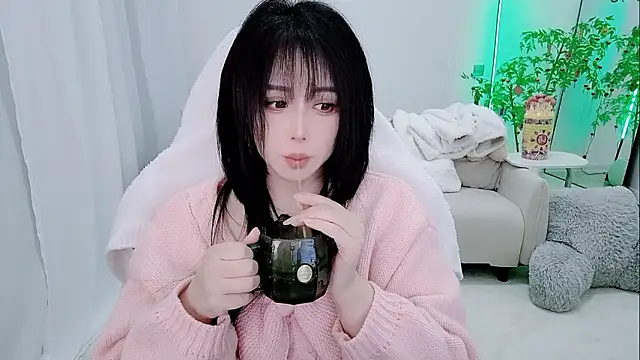 Snapshot of Vaness-a chatting on 02/01/26, 02:26 Vaness-a online show from 02/01/26, 02:26