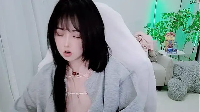 Snapshot of Vaness-a chatting on 02/11/26, 03:06 Vaness-a online show from 02/11/26, 03:06