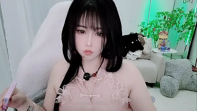 Snapshot of Vaness-a chatting on 02/16/26, 11:28 Vaness-a online show from 02/16/26, 11:28