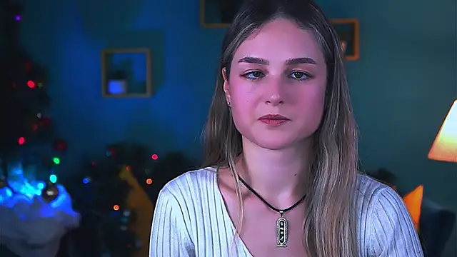 Snapshot of DeboraLarson chatting on 01/19/25, 12:17 DeboraLarson online show from 01/19/25, 12:17