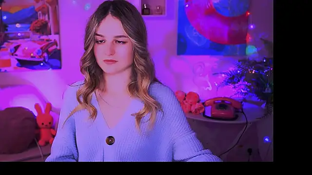 Snapshot of DeboraLarson chatting on 02/05/25, 08:11 DeboraLarson online show from 02/05/25, 08:11