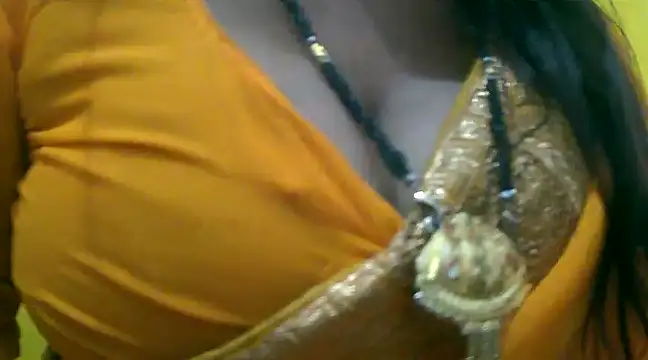 Snapshot of LOVE-SUSHILA chatting on 02/03/25, 11:20 LOVE-SUSHILA online show from 02/03/25, 11:20