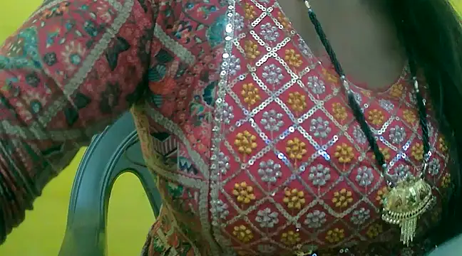 Snapshot of LOVE-SUSHILA chatting on 02/13/25, 01:40 LOVE-SUSHILA online show from 02/13/25, 01:40