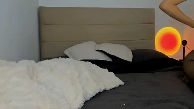 Bonnieshyy online show from 03/03/25, 08:21