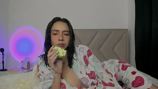 Bonnieshyy online show from 09/20/25, 03:51