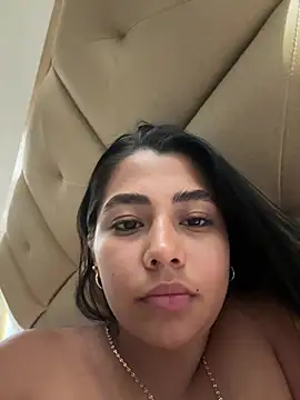 Snapshot of darsha_90 chatting on 03/11/26, 01:55 darsha 90 online show from 03/11/26, 01:55