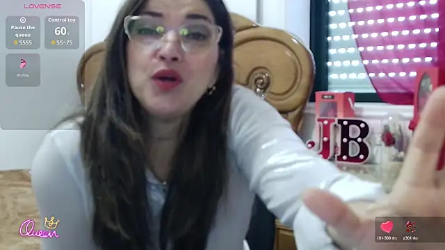 Julie Boronat26 online show from 03/20/26, 10:53