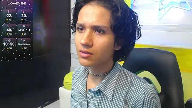 Snapshot of andy_staar chatting on 11/04/25, 07:13 andy staar online show from 11/04/25, 07:13