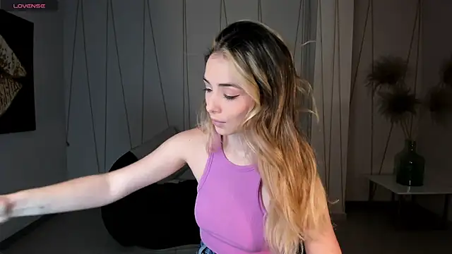 StacyWoods online show from 05/14/26, 11:50