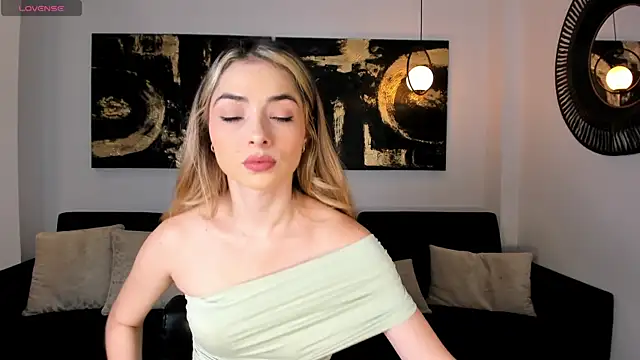 StacyWoods online show from 05/24/26, 11:48