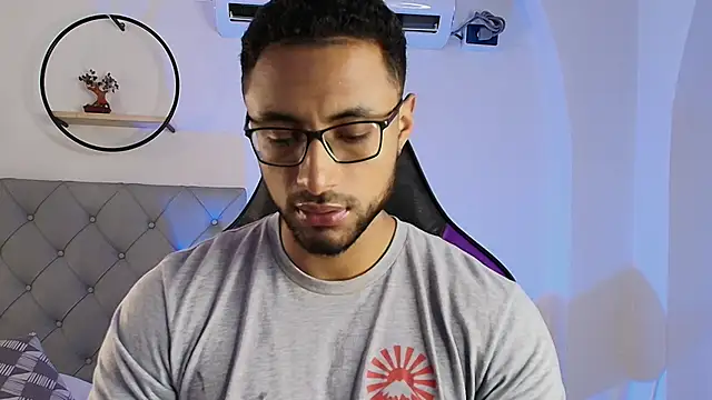 LiamGarcia1 online show from 01/16/25, 12:20