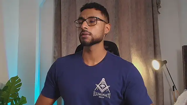 LiamGarcia1 online show from 03/12/25, 01:51