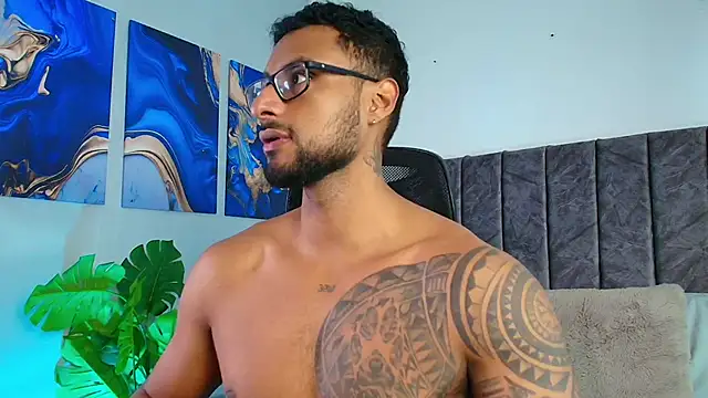 LiamGarcia1 online show from 09/23/25, 03:04