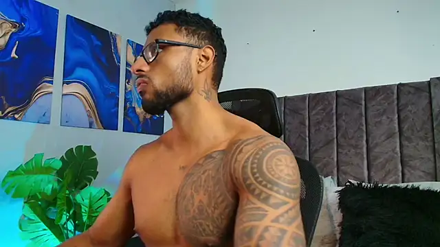 LiamGarcia1 online show from 09/24/25, 03:26