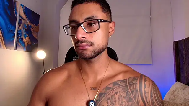 Snapshot of LiamGarcia1 chatting on 05/07/26, 02:28 LiamGarcia1 online show from 05/07/26, 02:28